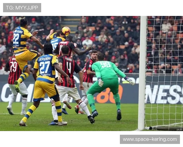 帕尔马vsAC米兰：保级队遇争冠队，残阵对决。