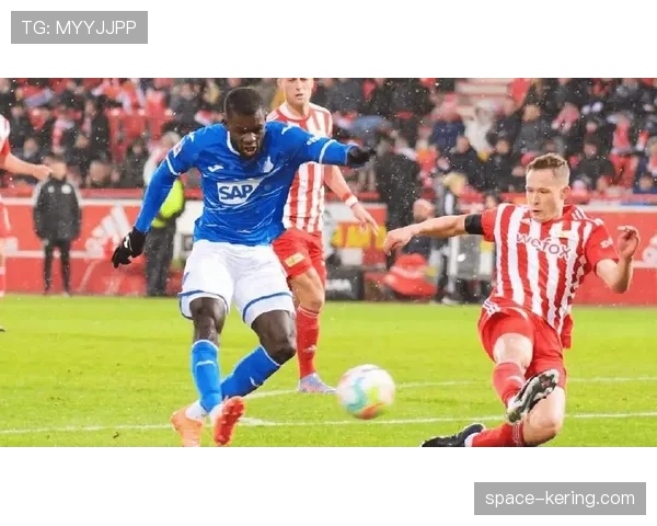 法甲收官阶段关键战役：欧冠资格与保级生死战